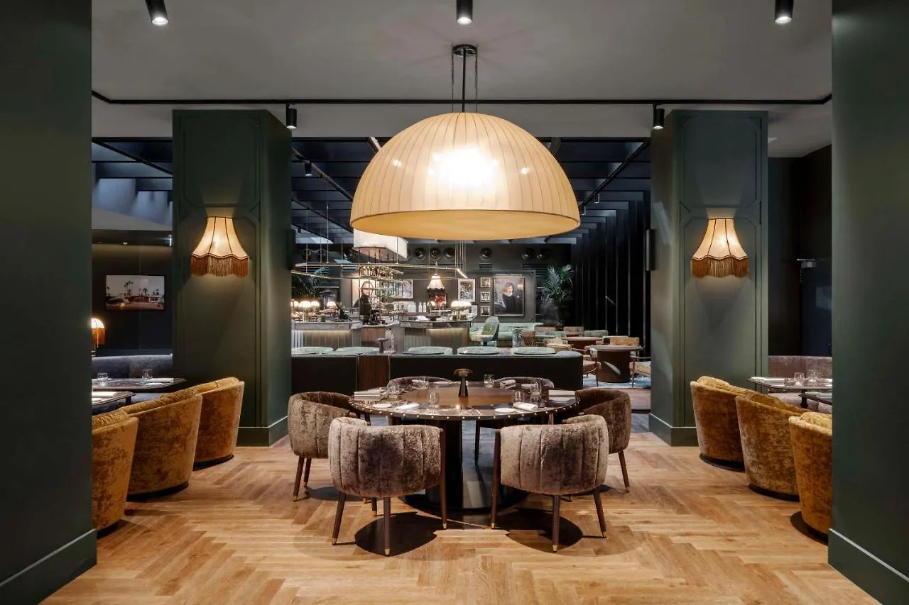 ***** Hotel Radisson Collection Hotel, Santa Sofia Milan Italy