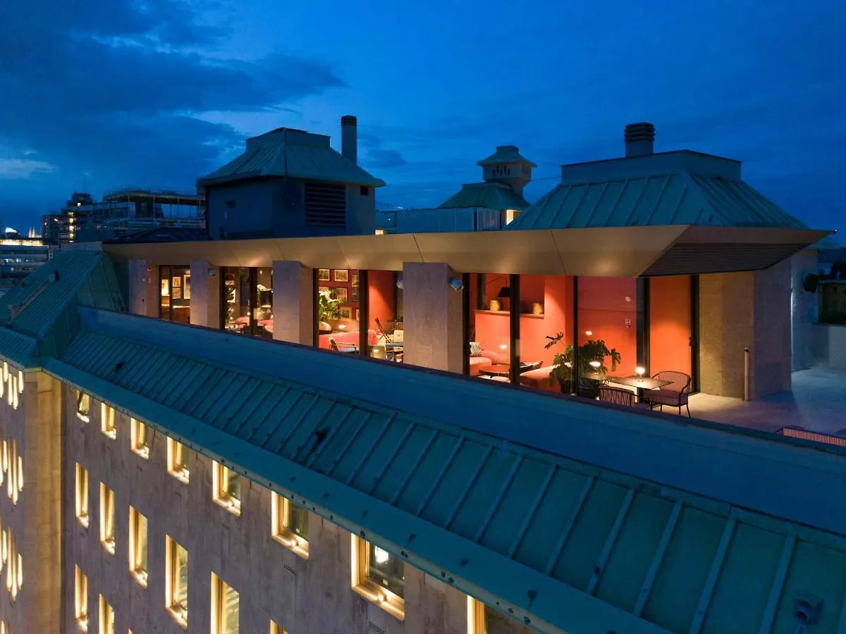 ***** Hotel Radisson Collection Hotel, Santa Sofia Milan Italy